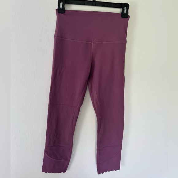 Lululemon Purple Align High Rise Crop 21” Women’s Size 6 - Picture 1 of 6
